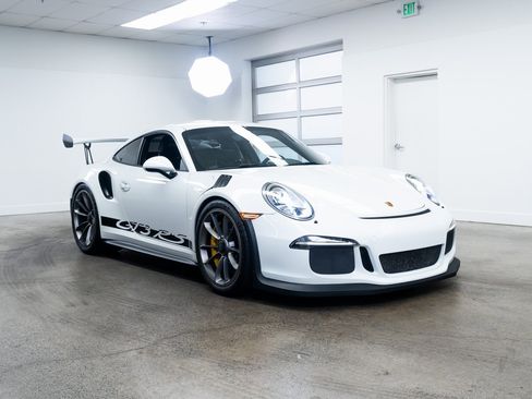 Used 2016 Porsche 911 GT3 RS image 24