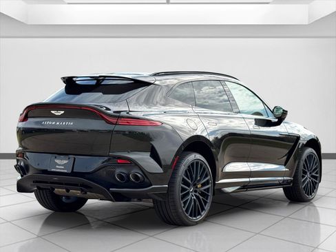 Used 2025 Aston Martin DBX 707 image 10