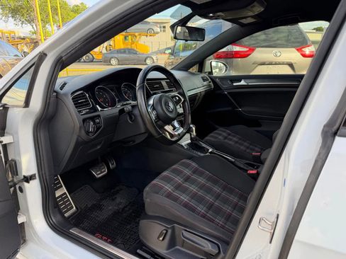 Used 2019 Volkswagen GTI S FWD image 8