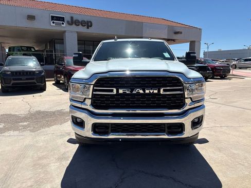 Certified 2024 RAM 2500 Big Horn AWD/4WD image 2
