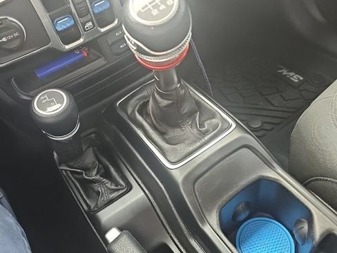 Used 2021 Jeep Wrangler Unlimited Sport AWD/4WD image 10