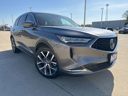 Used 2023 Acura MDX SH-AWD w/ Technology Package image 2