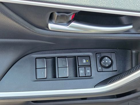 Used 2025 Toyota RAV4 XLE w/ Convenience Package AWD/4WD image 12
