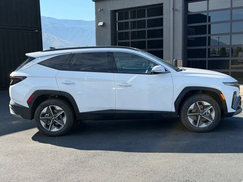 Used 2025 Hyundai Tucson SEL AWD/4WD image 3