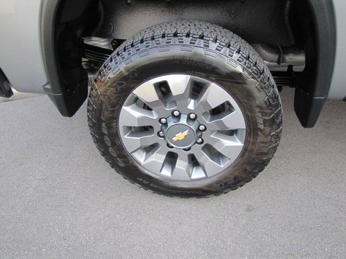 Used 2026 Chevrolet Silverado 2500 Custom w/ Custom Value Package AWD/4WD image 28