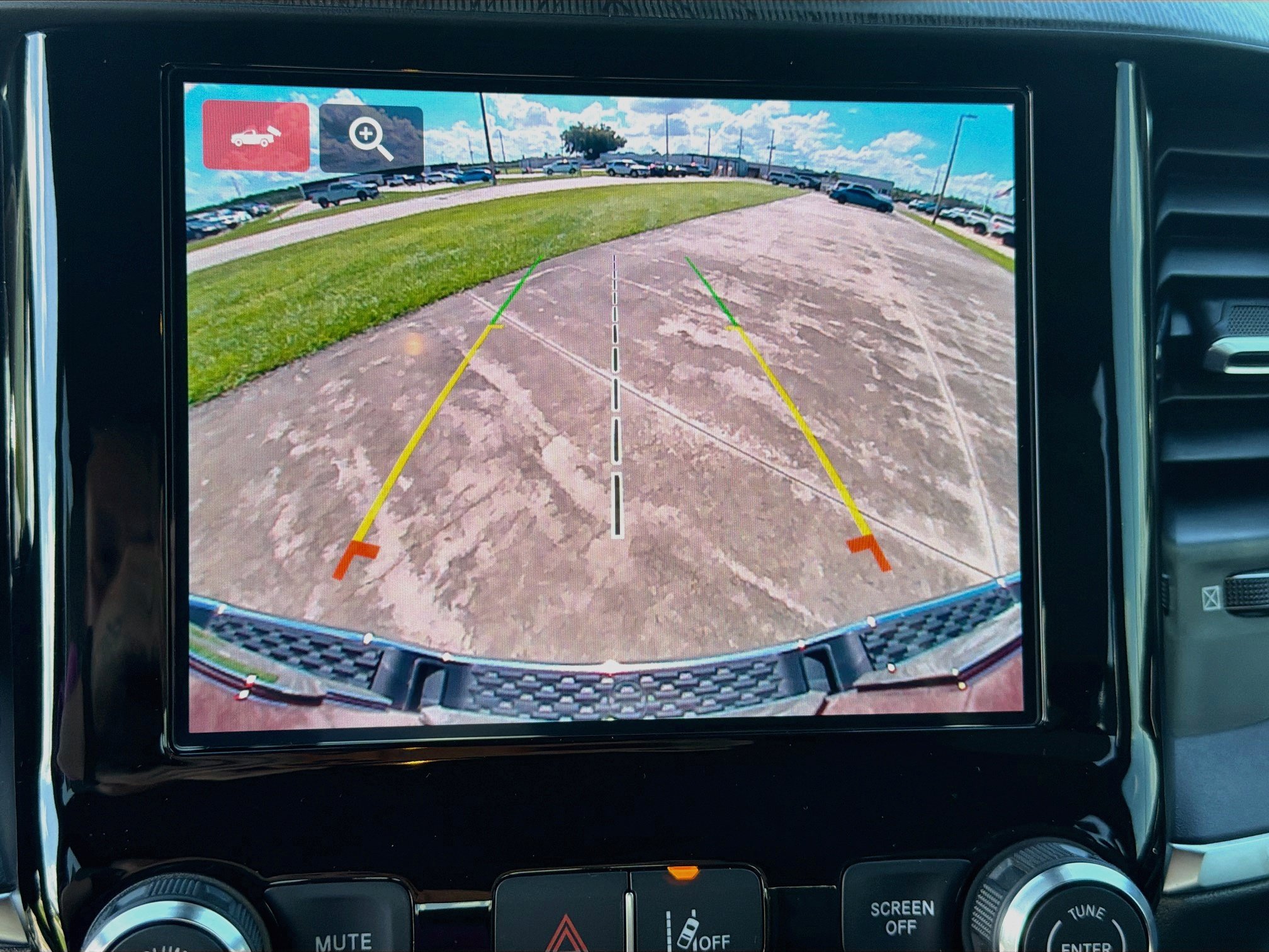 Used 2025 RAM 1500 Big Horn RWD image 15
