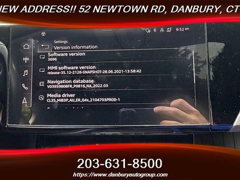 Used 2021 Audi e-tron Premium w/ Convenience Plus Package AWD/4WD image 25