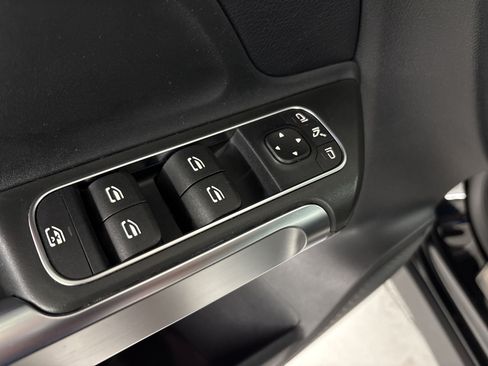 Certified 2021 Mercedes-Benz GLB 250 image 13