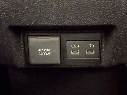 Certified 2025 Toyota Tacoma TRD Pro AWD/4WD image 37