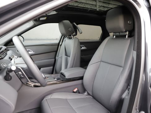 New 2026 Land Rover Range Rover Velar S image 21