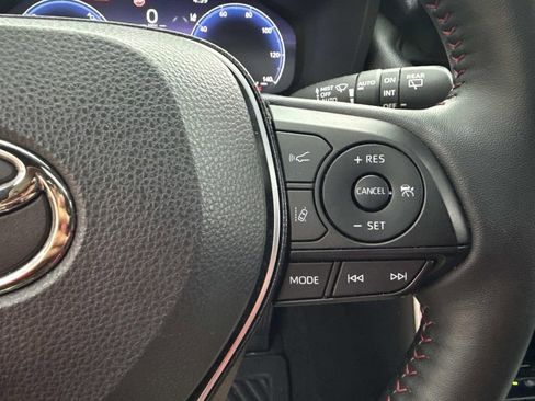 Used 2025 Toyota RAV4 XSE w/ Premium Package image 38