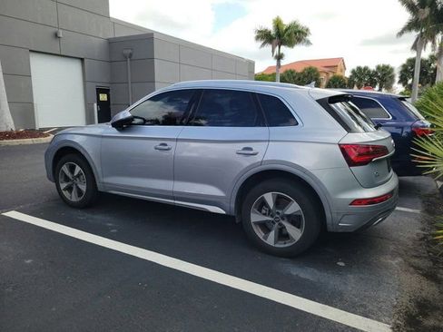 Used 2023 Audi Q5 2.0T Premium w/ Convenience Package image 3