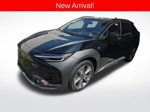 Used 2023 Subaru Solterra AWD image 1