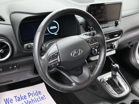 Used 2022 Hyundai Kona Limited FWD image 15