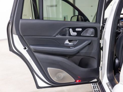 Used 2024 Mercedes-Benz GLS 63 AMG 4MATIC image 29