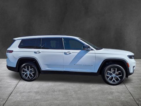 New 2025 Jeep Grand Cherokee L Limited w/ Trailer Tow Package AWD/4WD image 3