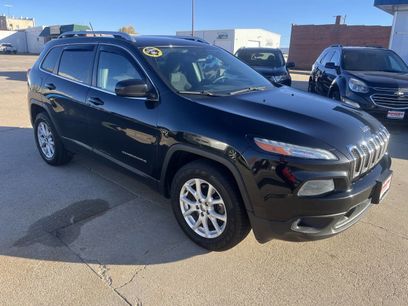 Used 2015 Jeep Cherokee Latitude w/ Cold Weather Group