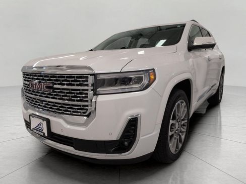 Used 2023 GMC Acadia Denali w/ Denali Ultimate Package AWD/4WD image 13