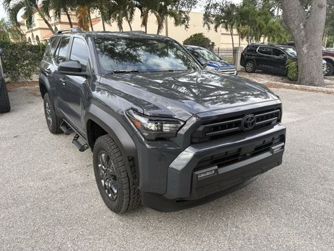 Used 2025 Toyota 4Runner SR5 RWD image 1