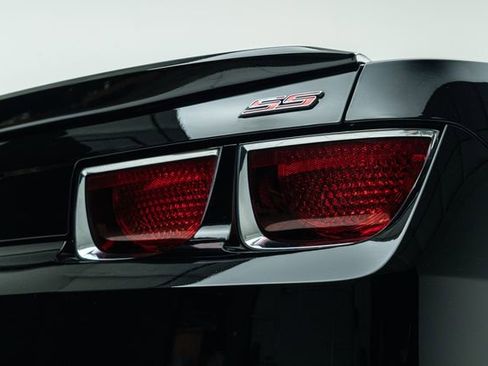 Used 2012 Chevrolet Camaro SS w/ RS Package image 15