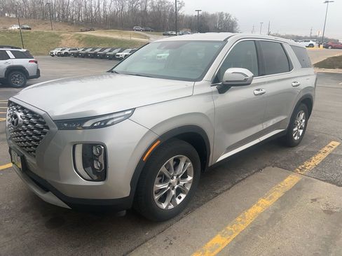 Used 2022 Hyundai Palisade SE w/ Cargo Package image 1