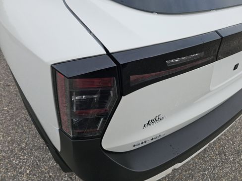 New 2026 Nissan Kicks SR w/ SR Premium Package image 15