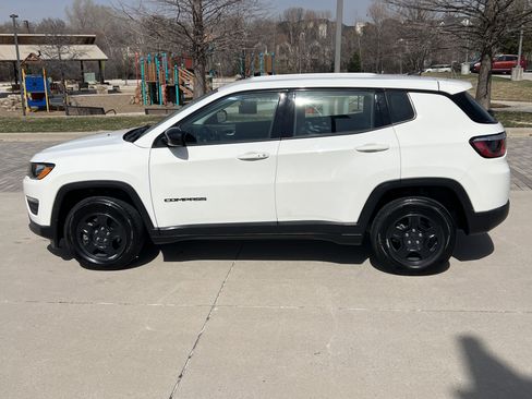 Used 2018 Jeep Compass Sport w/ Tech Group image 7