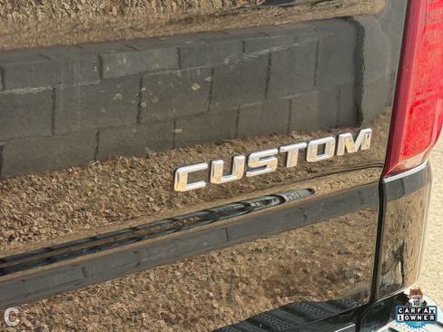 Used 2024 Chevrolet Silverado 1500 Custom Trail Boss AWD/4WD image 23