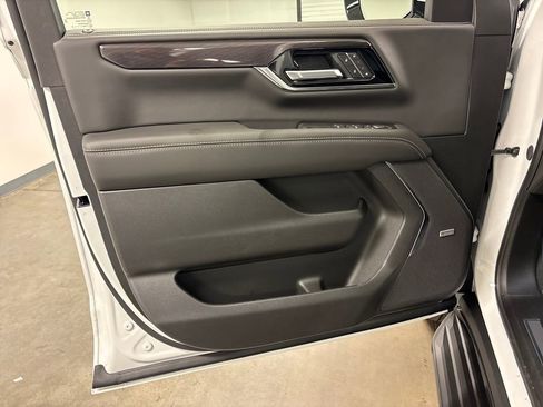 New 2026 GMC Yukon Elevation image 21