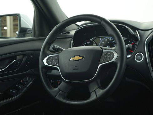 Used 2023 Chevrolet Traverse High Country AWD/4WD image 15