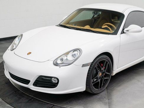 Used 2010 Porsche Cayman S image 3