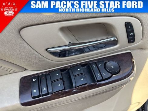 Used 2013 Cadillac Escalade 4WD Hybrid image 22