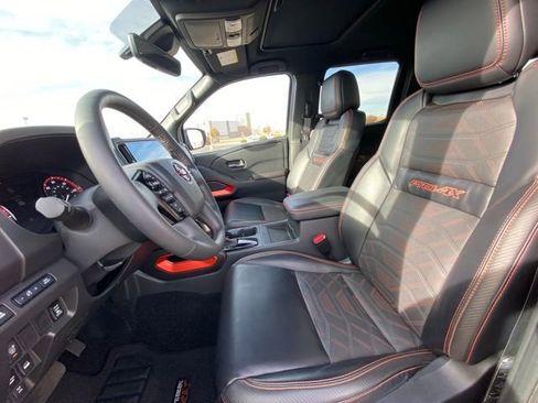 Certified 2025 Nissan Frontier PRO-4X w/ Pro Premium Package image 11