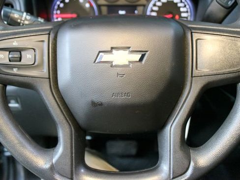 Used 2019 Chevrolet Silverado 1500 Custom w/ Custom Convenience Package AWD/4WD image 20