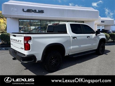 Used 2022 Chevrolet Silverado 1500 ZR2 w/ Technology Package image 5