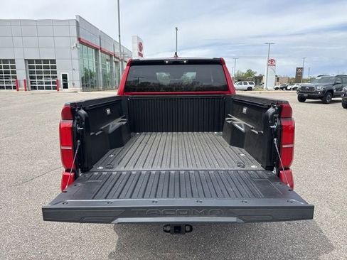 Used 2026 Toyota Tacoma SR5 AWD/4WD image 11