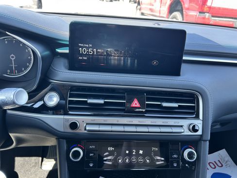 Used 2026 Genesis G70 2.5T AWD/4WD image 16