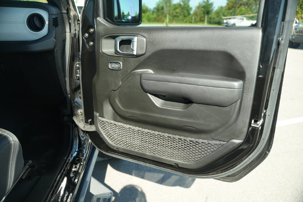 Used 2024 Jeep Gladiator Sport AWD/4WD image 22
