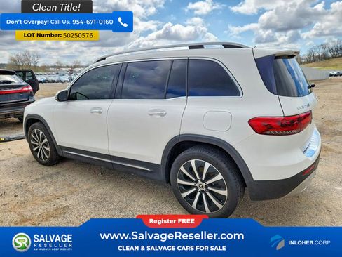 Used 2021 Mercedes-Benz GLB 250 4MATIC image 3