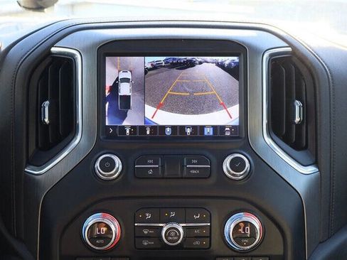 Used 2022 GMC Sierra 3500 Denali AWD/4WD image 23