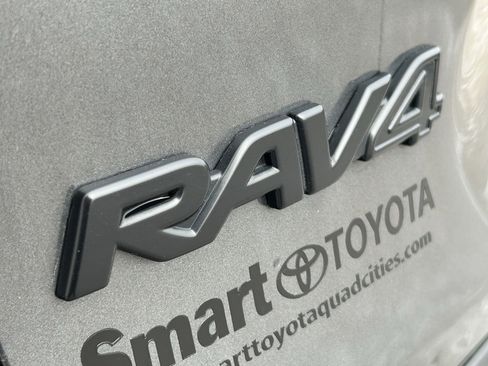 Certified 2022 Toyota RAV4 LE image 8