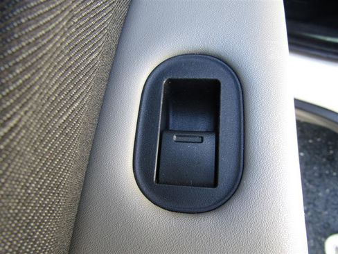 Used 2019 Honda HR-V LX image 24