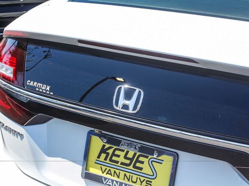 Used 2018 Honda Clarity Plug-In Hybrid image 9