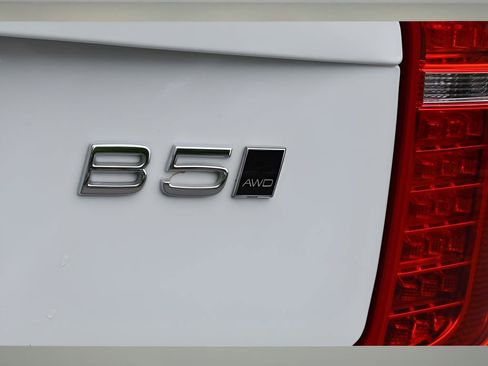 Used 2023 Volvo XC90 B5 Core w/ Protection Package Premier image 28