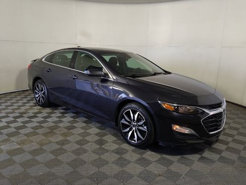 Used 2023 Chevrolet Malibu RS FWD image 11