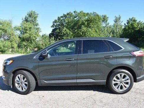 Used 2024 Ford Edge Titanium w/ Equipment Group 301A AWD/4WD image 3