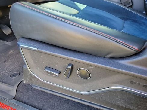 Used 2023 Ford F150 Raptor w/ Blue Interior Package image 10