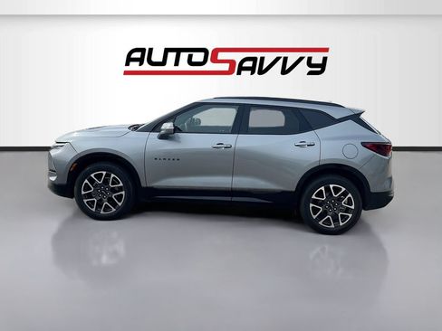 Used 2025 Chevrolet Blazer RS FWD image 4