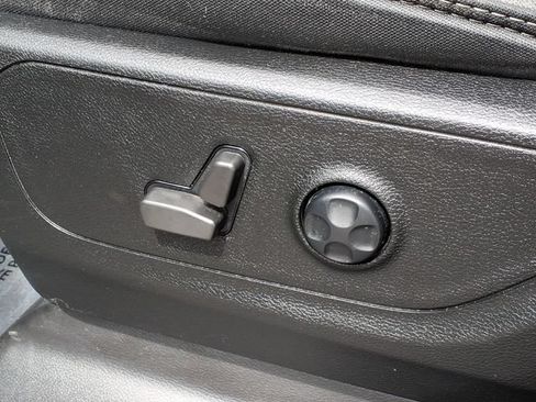 Used 2021 RAM 1500 Big Horn AWD/4WD image 17