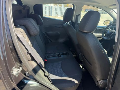 Used 2021 Chevrolet Spark LT image 19
